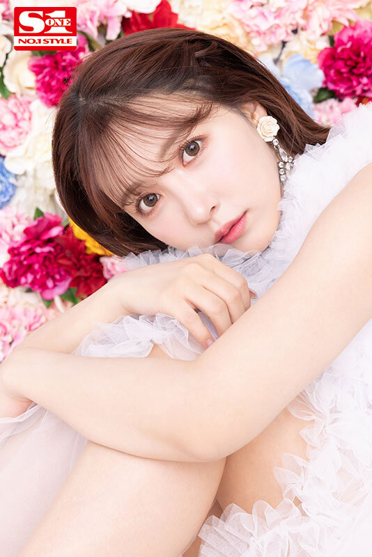 日本で1番のAV女優 三上悠亜 最後のベストAV作品12時間～デビューから引退までの道のり～(ofje00443) シーン1